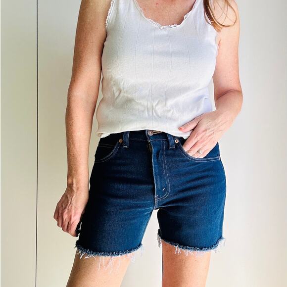 Vintage Levi's Cut off Jean Shorts Dark Wash Size 30 Waist Slim Fit Stretch - Picture 10 of 10